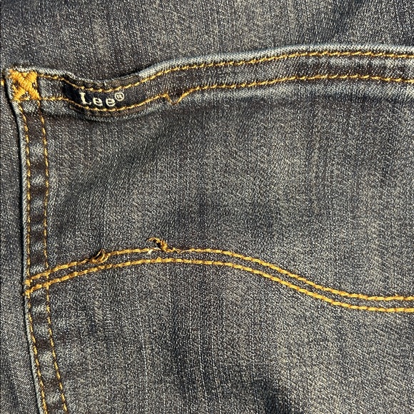 Levi's Classic Indigo Jeans, elastic waistband, size 14Short - Picture 8 of 11